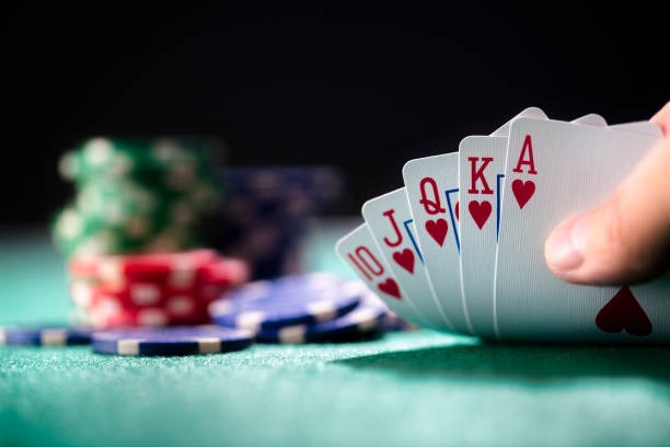Mobile app interface showing live roulette table
